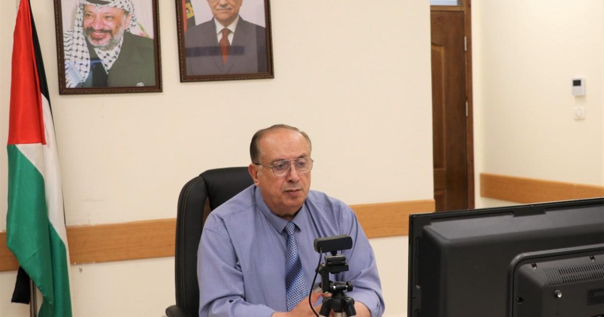 أبو مويس: من أولوياتنا دمج الباحثين الفلسطينيين في المجتمع العلمي ...