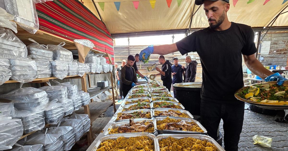 وجبة تسند يوم النزوح
