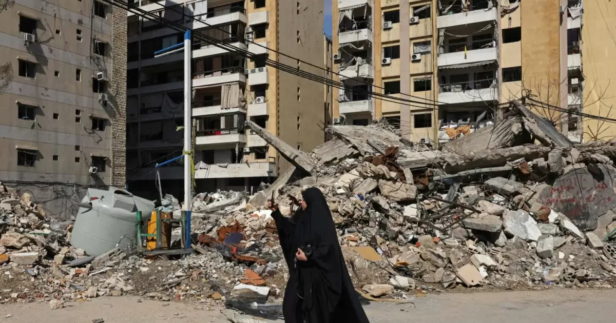 تصعيد عسكري في جنوب لبنان: قتلى بضربات إسرائيلية و“حزب الله” يعلن استهداف قاعدة للواء غولاني