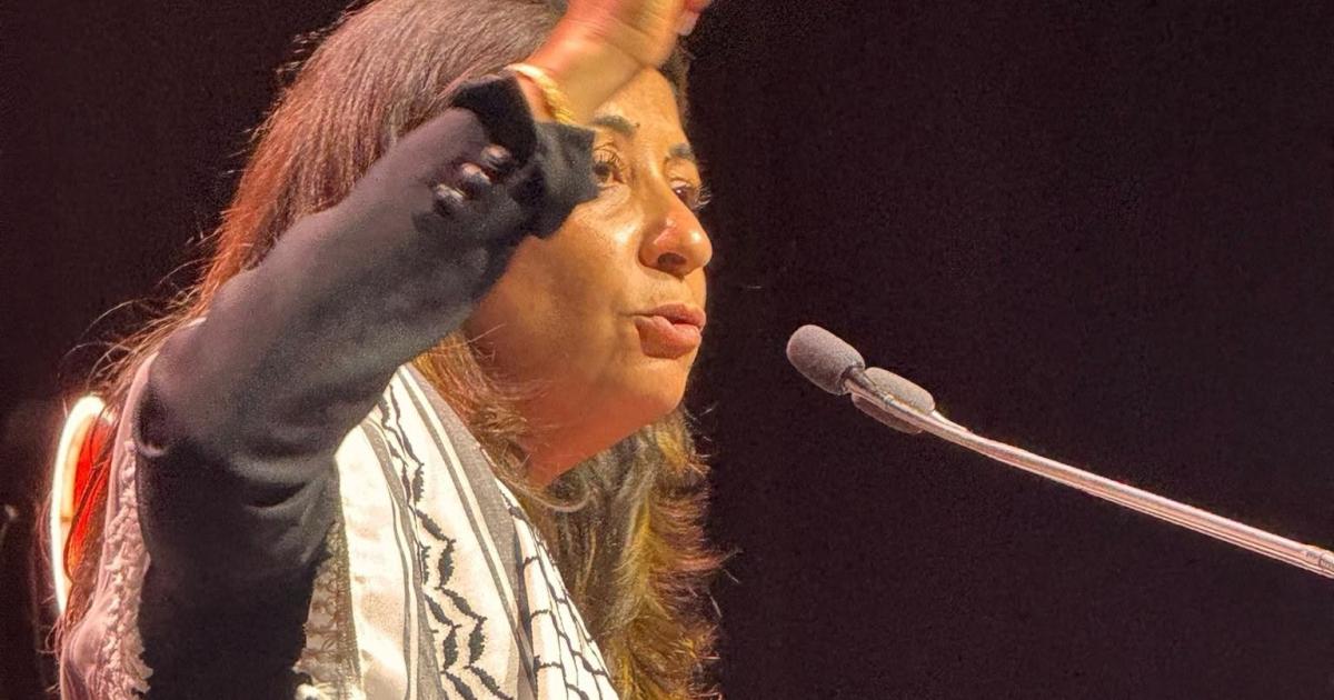 باريس تمنح "المواطنة الفخرية" للمدنيين والصحفيين الفلسطينيين