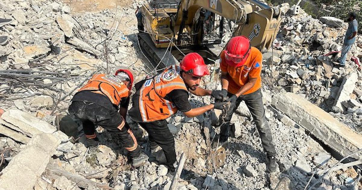 تحت ركام غزة.. عائلات تبحث عن أحبائها بعد شهور من الحرب