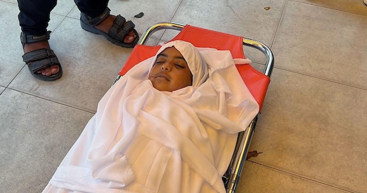 شهيدة وإصابات وقصف إسرائيلي متواصل في مناطق متفرقة من قطاع غزة