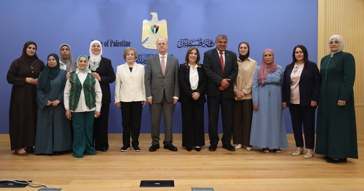 مصطفى يسلم منح لـ 45 جمعية نسوية في محافظات شمال الضفة لتعزيز التمكين الاقتصادي والصمود