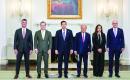 وزير الخارجية الأميركي ماركو روبيو ومستشار وزارة الخارجية مايكل نيدهام والمندوب الأميركي لدى الأمم المتحدة مايك والتز والسفير الأميركي في لبنان ميشال عيسى خلال محادثات السلام  في واشنطن (د.ب.أ)