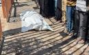مشيعون يودعون جثمان رجل فلسطيني خلال جنازته في خان يونس، جنوب قطاع غزة، في 2 يونيو 2026، بعد أن قتلته القوات الإسرائيلية بالقرب من منطقة تسيطر عليها إسرائيل شمال غرب المدينة. تصوير طارق محمد