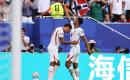 بيلينغهام يحتفل بالهدف الثاني لإنجلترا (Gettyimages).jpg