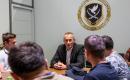 ملادينوف يعُقد اجتماع مع وحدات من كوسوفو والمغرب  مرتبطة بقوة الاستقرار الدولية خلال زيارة إلى غزة اليوم.jpg
