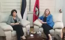 وفد الجبهة الديمقراطية برئاسة ماجدة المصري يلتقي القنصل العام البريطاني.webp