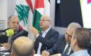 أبو هولي يضع اللجان الشعبية في المخيمات الفلسطينية بلبنان في صورة التحركات السياسية لحماية الأونروا وتعزيز صمود اللاجئين 11.jpg