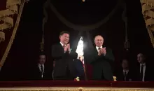 لقاء الرئيس الروسي فلاديمير بوتين مع نظيره الصيني شي جين بينغ في  مسرح بولشوي تياتر (المسرح الكبير) بمناسبة مرور 70 عاما على إنشاء العلاقات بين روسيا والصين، موسكو 5 يونيو/ حزيران 2019 - سبوتنيك