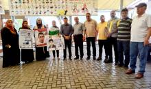 التجمع الفلسطيني للوطن والشتات في وقفة اسنادية مع الأسرى الإداريين والمرضى  ...  4.jpg