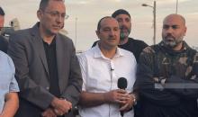 مؤتمر صحفي للقوى الوطنية والاسلامية أمام حاجز شعفاط رفضا لإغلاق المخيم.jpg