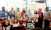 التجمع الفلسطيني للوطن و الشتات يشارك في الوقفة التضامنية مع الأسيرات بمناسبة اليوم الوطني المرأة الفلسطينية و مع الأسير أبو حميد.jpg
