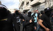 فلسطينيون يشيعون جثمان الشهيد تامر الكيلاني، الذي استشهد فجر اليوم في البلدة القديمة في مدينة نابلس. 66.jpg