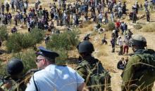 مواجهات بين فلسطينيين وناشطين أجانب وبين قوات الاحتلال خلال احتجاجات ضد تهجير سكان قرية سوسيا وتوسيع مستوطنة- Getty Images).jpg