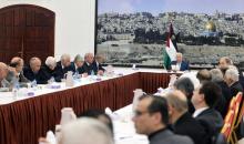 الرئيس أثناء اجتماع حول التحرك الدولي لمواجهة الممارسات الاستعمارية والعنصرية لسلطات الاحتلال الإسرائيلي (تصوير - ثائر غنايم).jfif