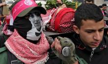 من تشييع الشهيد عمر مناع في بيت لحم .. تصوير (الفرنسية) 2.jpg