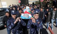 جماهير شعبنا تشيع جثمان الشهيد محمد جوابرة في مخيم العروب.jfif