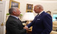 الملك عبدالله الثاني والرئيس الأميركي جو بايدن في البيت الأبيض، 13 أيار/مايو 2022. (الديوان الملكي الهاشمي)