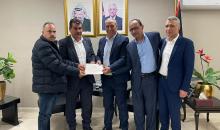 أمير قطر يقدم نصف مليون دولار لأهالي حوارة بعد هجمات المستوطنين 1.jpg