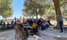 أداء صلاة الجمعة على جبل صبيح في بلدة بيتا ضمن الفعالية الأسبوعية ضد الاستيطان.jpg