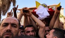 من تشييع الشهيد بدر المصري الذي استشهد فجر اليوم في نابلس .. تصوير(الفرنسية).jpg