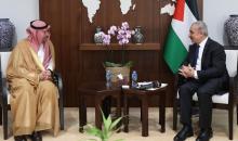 رئيس الوزراء لدى استقباله سفير السعودية لدى فلسطين.jpg