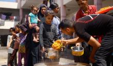 العثور على طعام شبه مستحيل شمال غزة