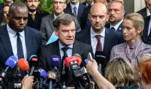 تصريحات الوزراء للصحفيين بعد المحادثات الدبلوماسية.webp