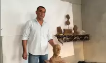 من أعمال الفنان خالد حسين