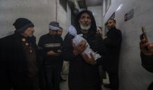 توفي طفل رضيع يبلغ من العمر ثلاثة أشهر، يُدعى تيم الخواجة، كان يعيش في خيمة بمخيم الشاطئ غرب مدينة غزة، نتيجةً لظروف الطقس الباردة في شمال قطاع غزة، في 12 ديسمبر/كانون الأول 2025.