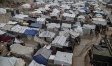 صورة عامة لمخيم يضم نازحين فلسطينيين في مدينة غزة يوم ممطر، 11 ديسمبر/كانون الأول 2025.