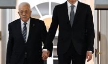 سانشيز  ينشر صورة على صفحته الرسمية بمنصة  إكس برفقة رئيس دولة فلسطين محمود عباس.jpg