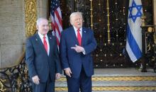 رئيس الوزراء الإسرائيلي بنيامين نتنياهو يلتقي الرئيس الأمريكي دونالد ترامب في منتجع مارالاغو في بالم بيتش، فلوريدا، 29 ديسمبر/كانون الأول 2025. صورة من رئيس الوزراء الإسرائيلي/ (apaimages)