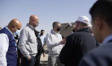 مدير برنامج الأمم المتحدة الإنمائي، ألكسندر دي كرو،  بزيارة ميدانية إلى عدة مناطق في مدينة غزة لتقييم الوضع الإنساني واحتياجات السكان، في 16 فبراير/شباط 2026. (صورة: عمر أشتوي)