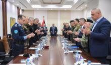 الشيخ يعقد اجتماعًا أمنيًا بحضور رئيس الوزراء وكبار المسؤولين لبحث المستجدات السياسية والأمنية  .jpg