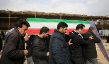 طهران 10 مارس 2026 (شينخوا) في الصورة الملتقطة يوم 9 مارس 2026، جنازة لأشخاص فقدوا أرواحهم خلال الضربات التي شنتها الولايات المتحدة وإسرائيل ضد إيران، في مقبرة جنة الزهراء في العاصمة الإيرانية طهران.JPG