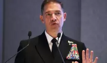 قائد القيادة المركزية للجيش الأميركي الأميرال براد كوبر (أ.ب).webp