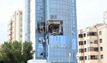 محافظة الأحمدي، الكويت 12 مارس 2026 (شينخوا) في الصورة الملتقطة يوم 12 مارس 2026، مبنى متضرر في محافظة الأحمدي بالكويت جراء هجوم بطائرة بدون طيار..JPG