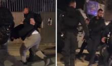 الاحتلال يعتدي على المصلين ويعتقل عددا من الشبان عند باب الساهرة.jpg