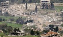 ناقلات جند إسرائيلية أثناء توغلها في جنوب لبنان (Getty Images).jpg