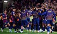 لاعبو برشلونة يحتفلون بأحد الهدفين (Gettyimages).jpg