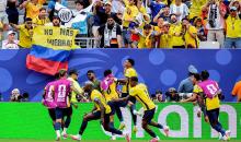 لاعبو الإكوادور يحتفلون بالهدف الثاني في مرمى ألمانيا (Gettyimages).jpg