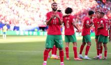 اللاعب المغربي صيباري يحتفل بهدفه في مرمى البرازيل (Gettyimages).jpg