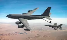 طائرة التزود بالوقود الأمريكية من طراز KC-135 Stratotanker ...webp