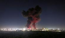 صورة أرشيفية لتصاعد الدخان جراء قصف للجيش الأميركي على إيران. (أ ف ب).jpeg