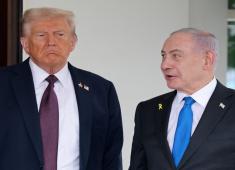 الرئيس الأميركي دونالد ترامب ورئيس الوزراء الإسرائيلي بنيامين نتنياهو. (أ ف ب).jpeg