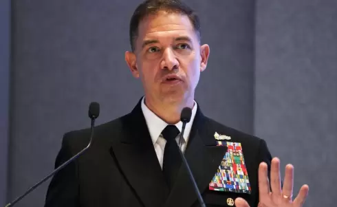 قائد القيادة المركزية للجيش الأميركي الأميرال براد كوبر (أ.ب).webp