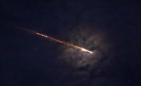 حزب الله يطلق نحو 50 صاروخا على شمال إسرائيل خلال ساعات.jpg