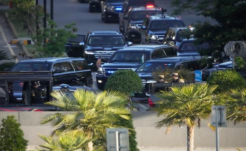 موكب الوفود الدبلوماسية المشاركة في المفاوضات في إسلام آباد. (أ ف ب).jpeg